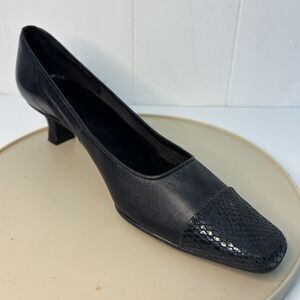 Vintage VANELI Embossed Snake Black Leather Heels Square Toe Pumps Size 8N